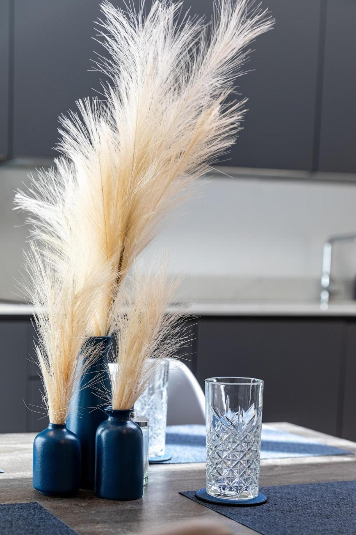 Appartamento Stylish 2-Bed Flat In The Heart Of West Hampstead Londra Esterno foto